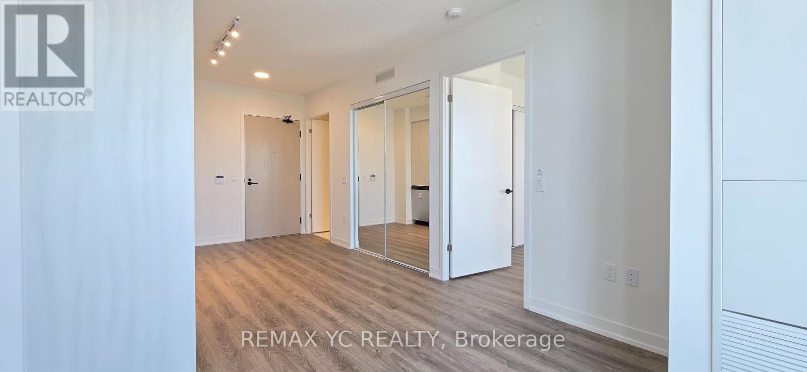 2805 - 195 Commerce Street, Vaughan, Ontario  L4K 0P9 - Photo 5 - N14098842