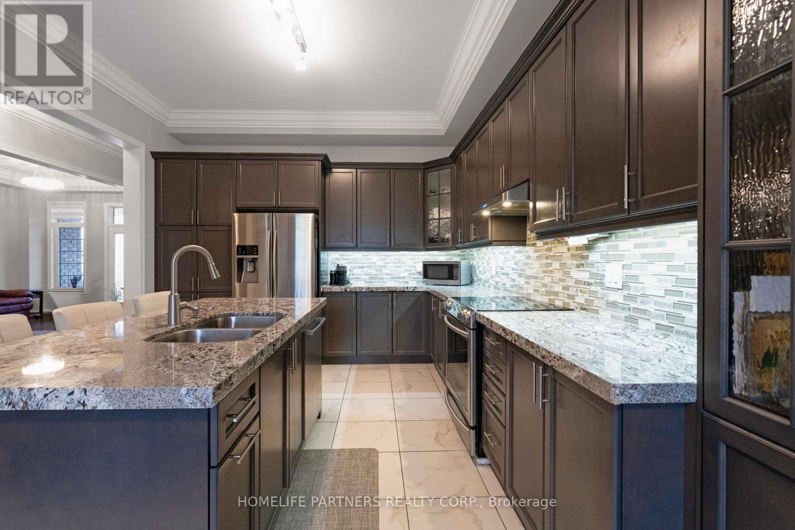 88 Inverness Way, Bradford West Gwillimbury, Ontario  L3Z 0W5 - Photo 12 - N14098940