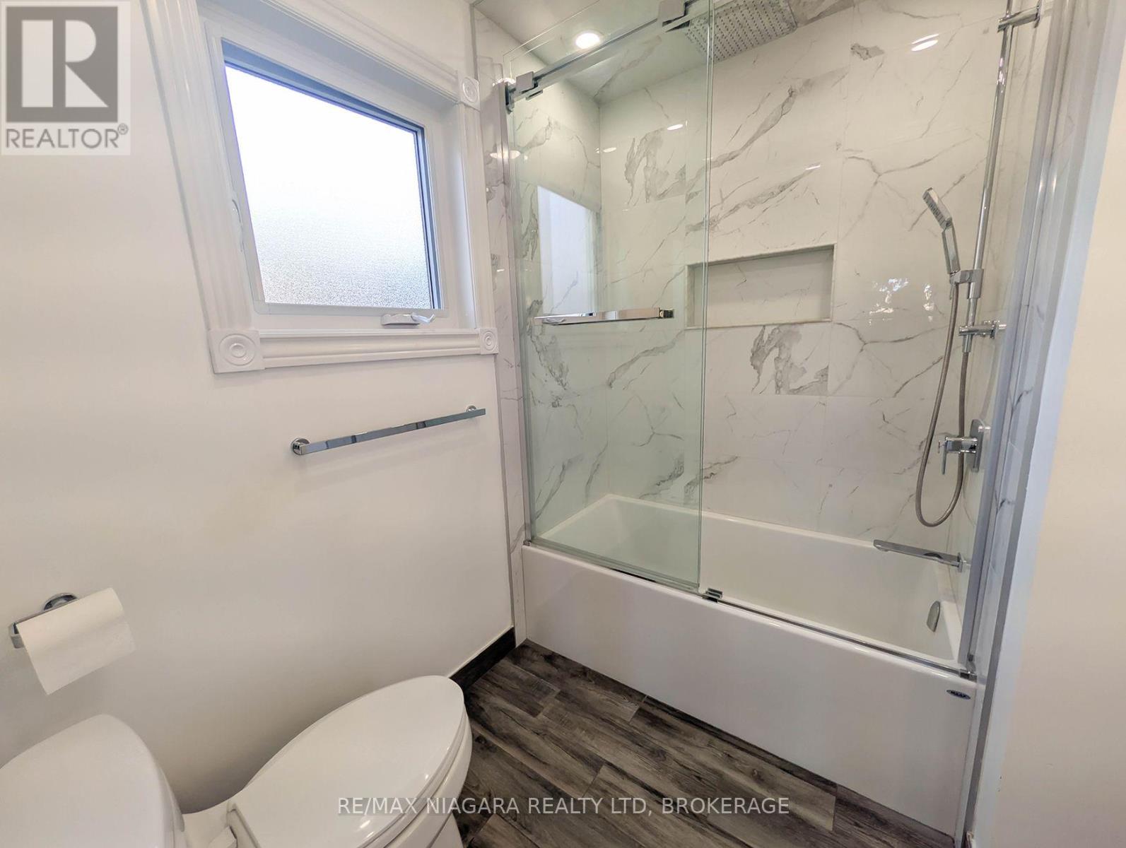 2474 Bridge Road, Oakville, Ontario  L6L 2H2 - Photo 15 - W14098822