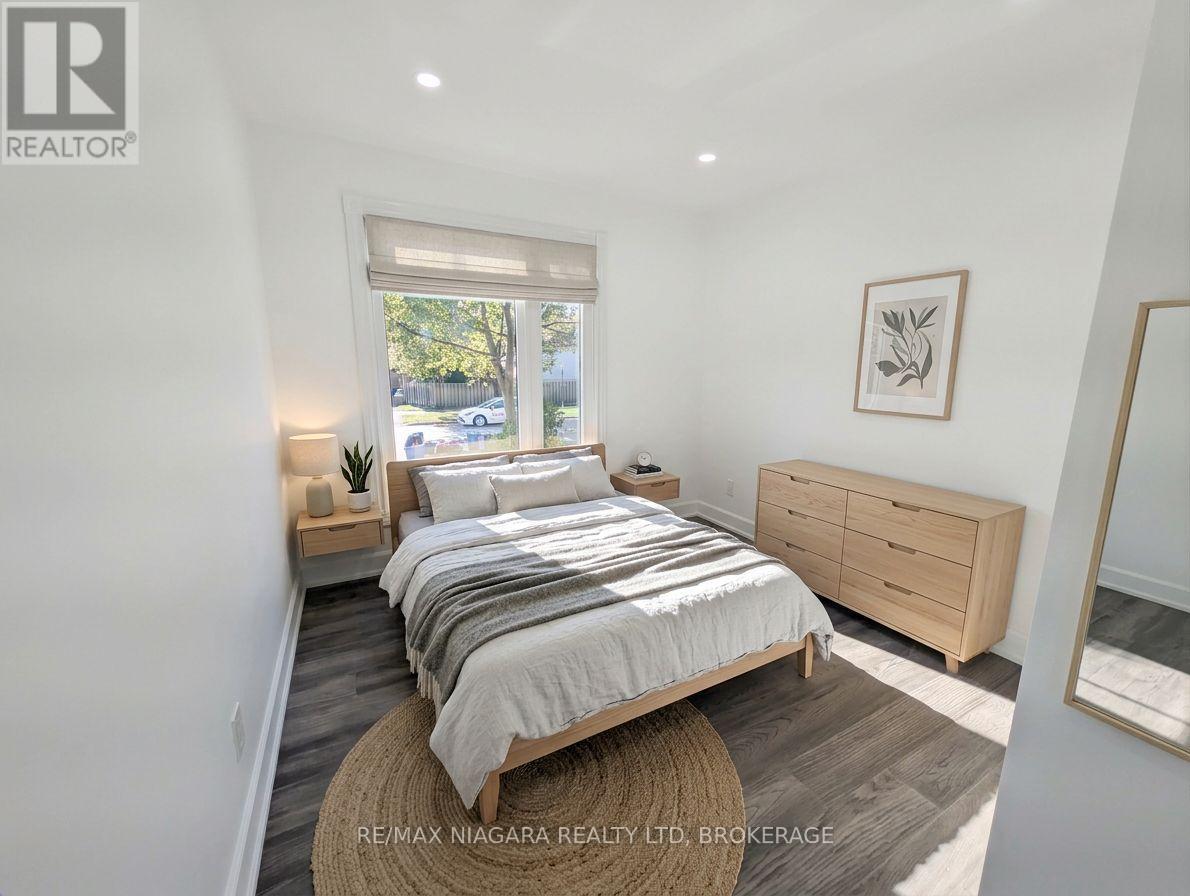 2474 Bridge Road, Oakville, Ontario  L6L 2H2 - Photo 21 - W14098822