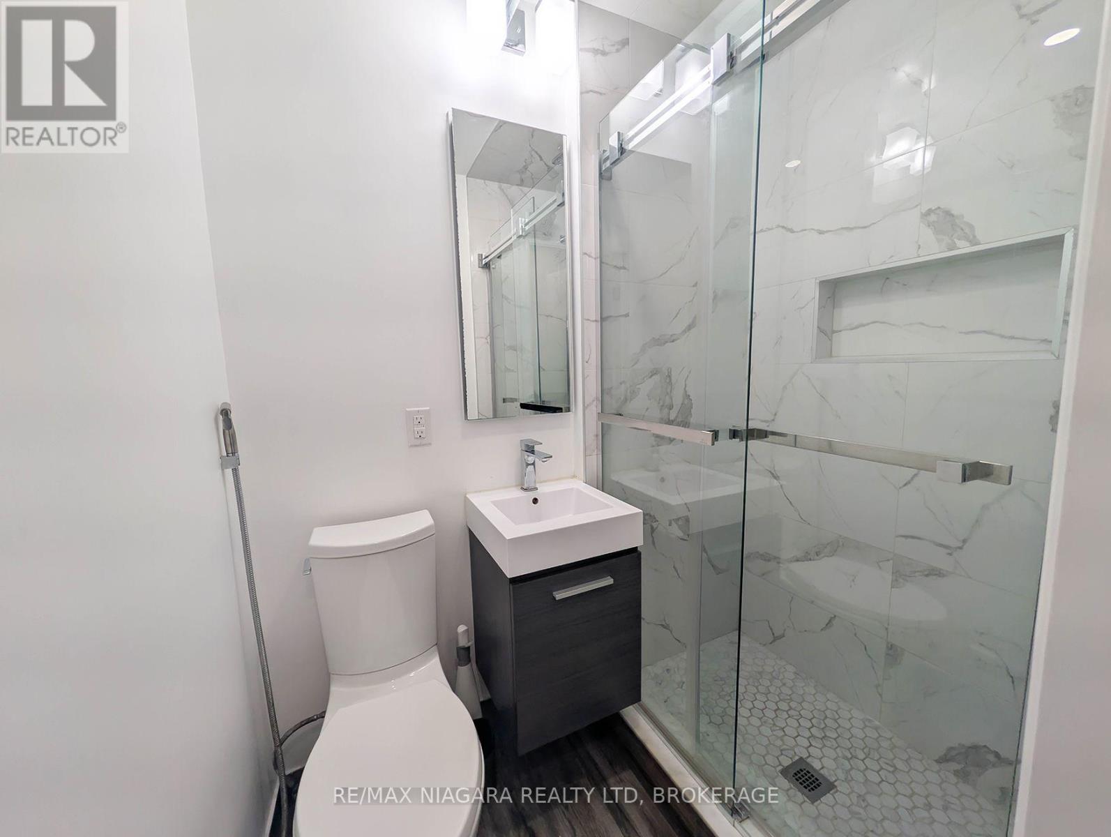 2474 Bridge Road, Oakville, Ontario  L6L 2H2 - Photo 24 - W14098822