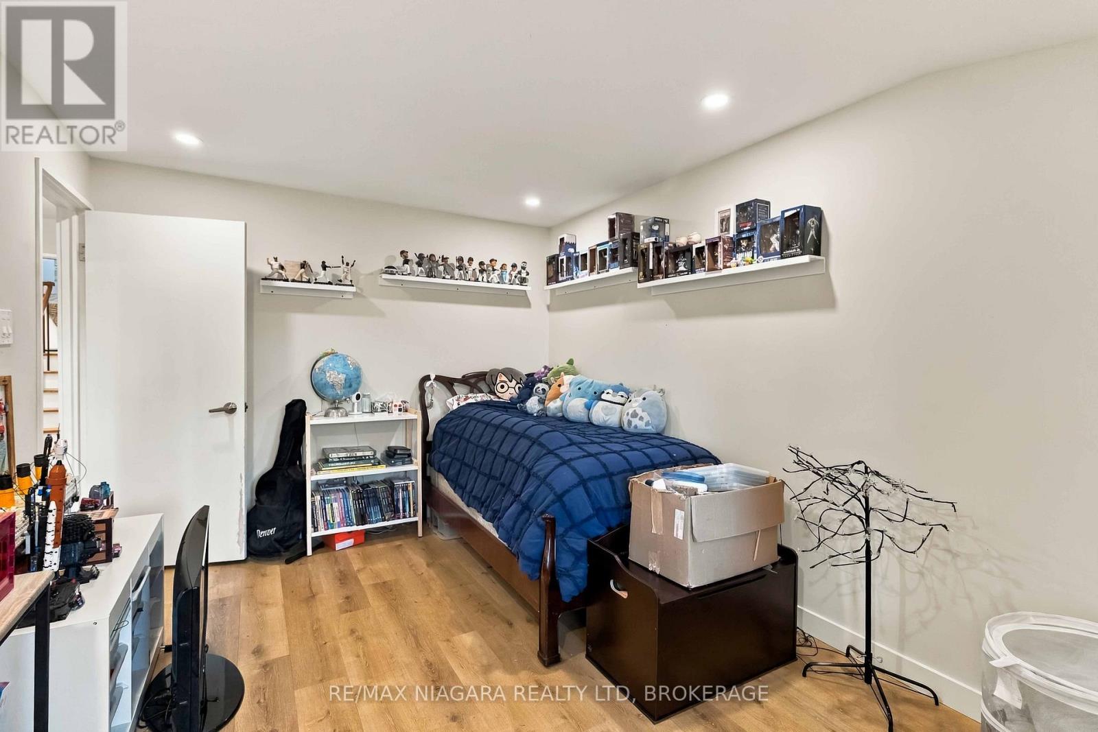 Main - 1852 Truscott Drive, Mississauga, Ontario  L5J 2A2 - Photo 21 - W14098872