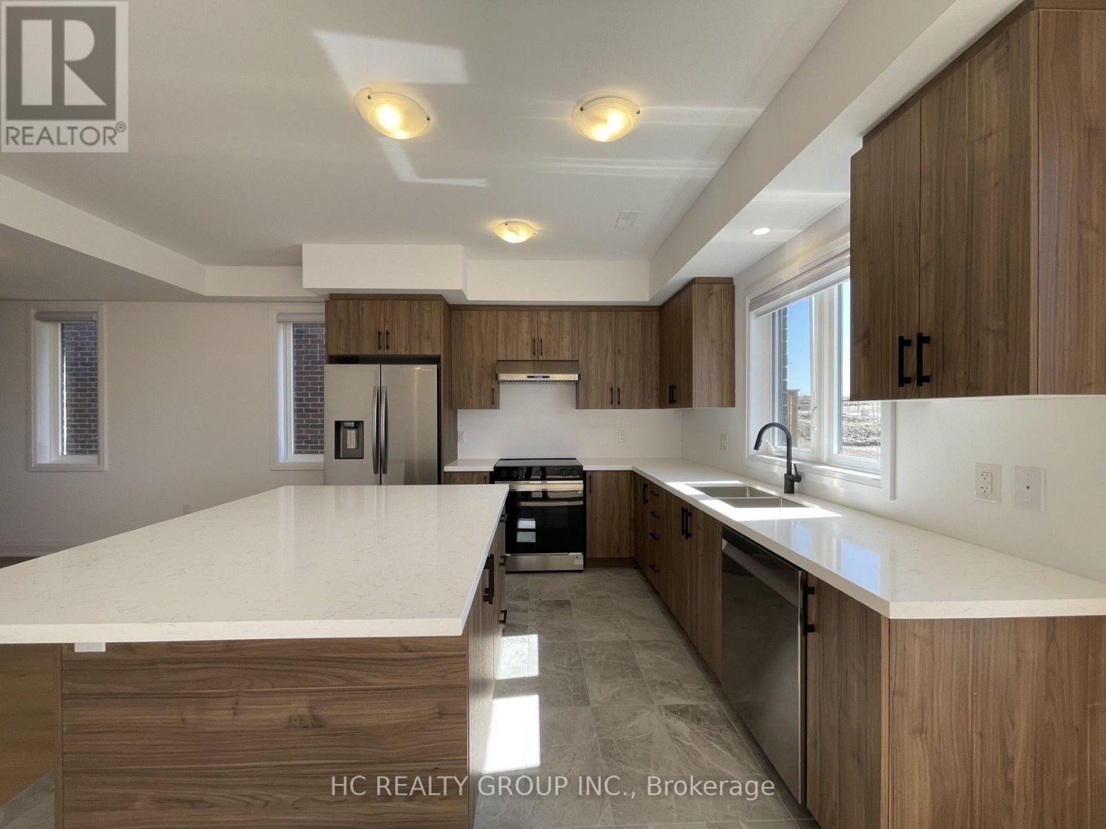 Upper - 19 Gateway Drive, Barrie, Ontario  L9J 0Y1 - Photo 5 - S14098792