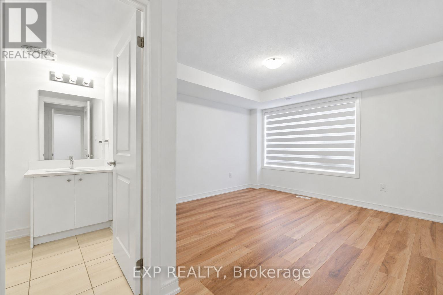 21 Magnolia Lane, Barrie, Ontario  L9J 0N9 - Photo 18 - S14098950