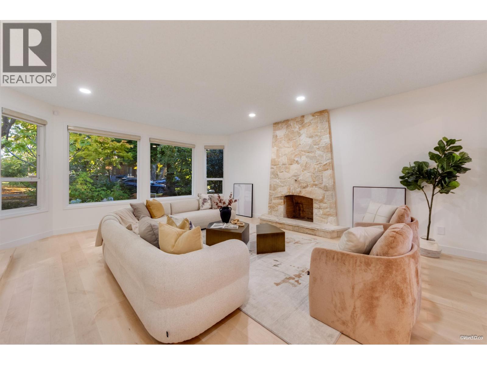 6707 Laburnum Street, Vancouver, British Columbia  V6P 5M6 - Photo 3 - R3176567