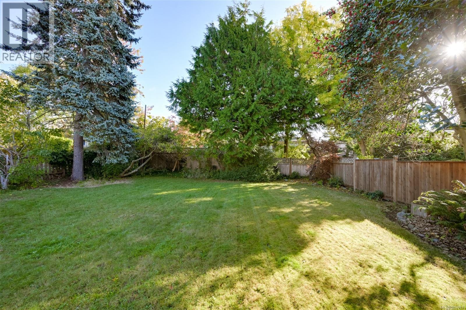 145 Beechwood Ave