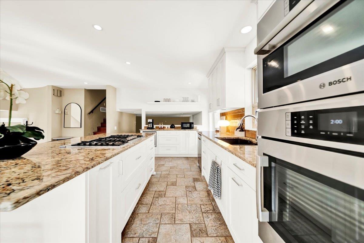 18143 57a Avenue, Surrey, British Columbia  V3S 1J7 - Photo 14 - R3176853