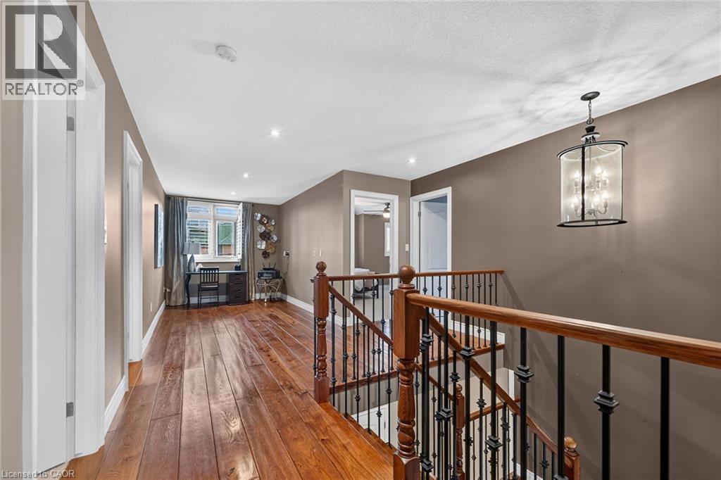 19 Greti Drive, Hamilton, Ontario  L9B 0B9 - Photo 46 - 40869106