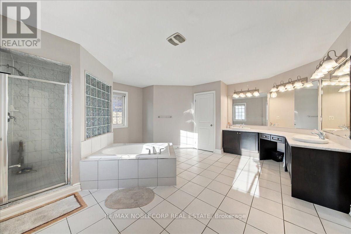 14 Solstice Street, Brampton, Ontario  L6P 3T9 - Photo 27 - W14098772