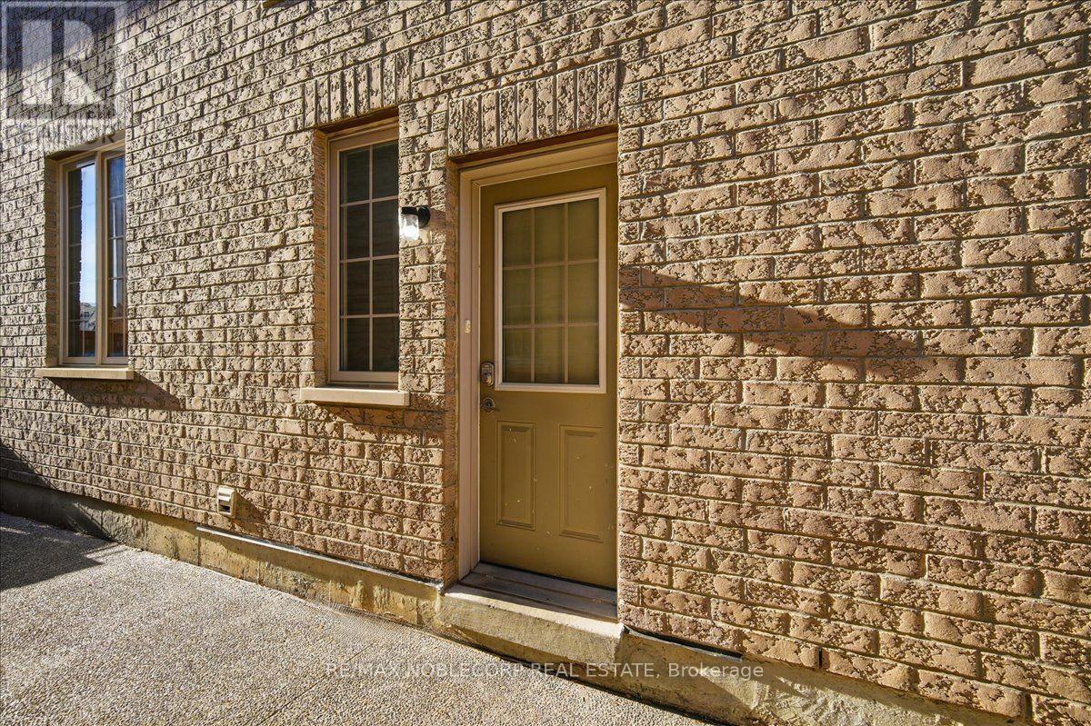 14 Solstice Street, Brampton, Ontario  L6P 3T9 - Photo 42 - W14098772