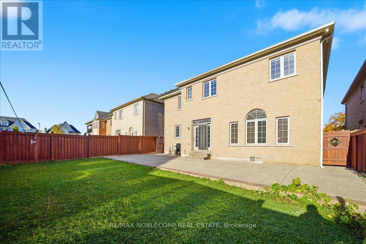 14 Solstice Street, Brampton, Ontario  L6P 3T9 - Photo 44 - W14098772