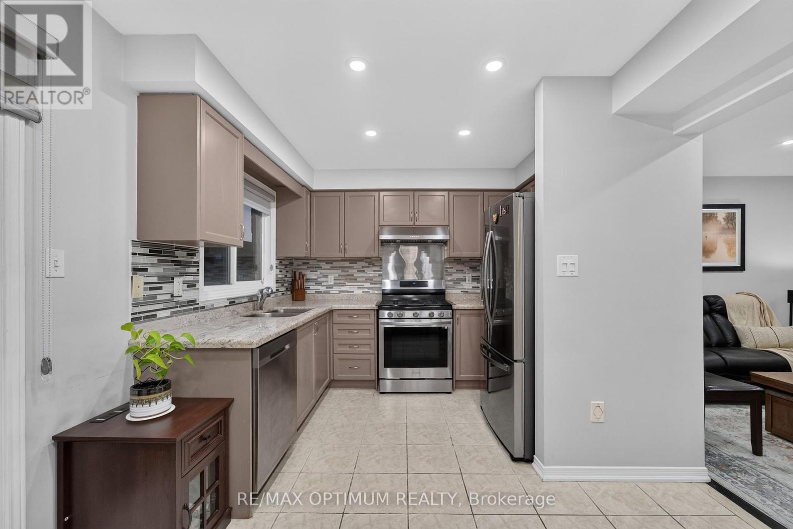 120 Zia Dodda Crescent, Brampton, Ontario  L6P 1T4 - Photo 14 - W14098804