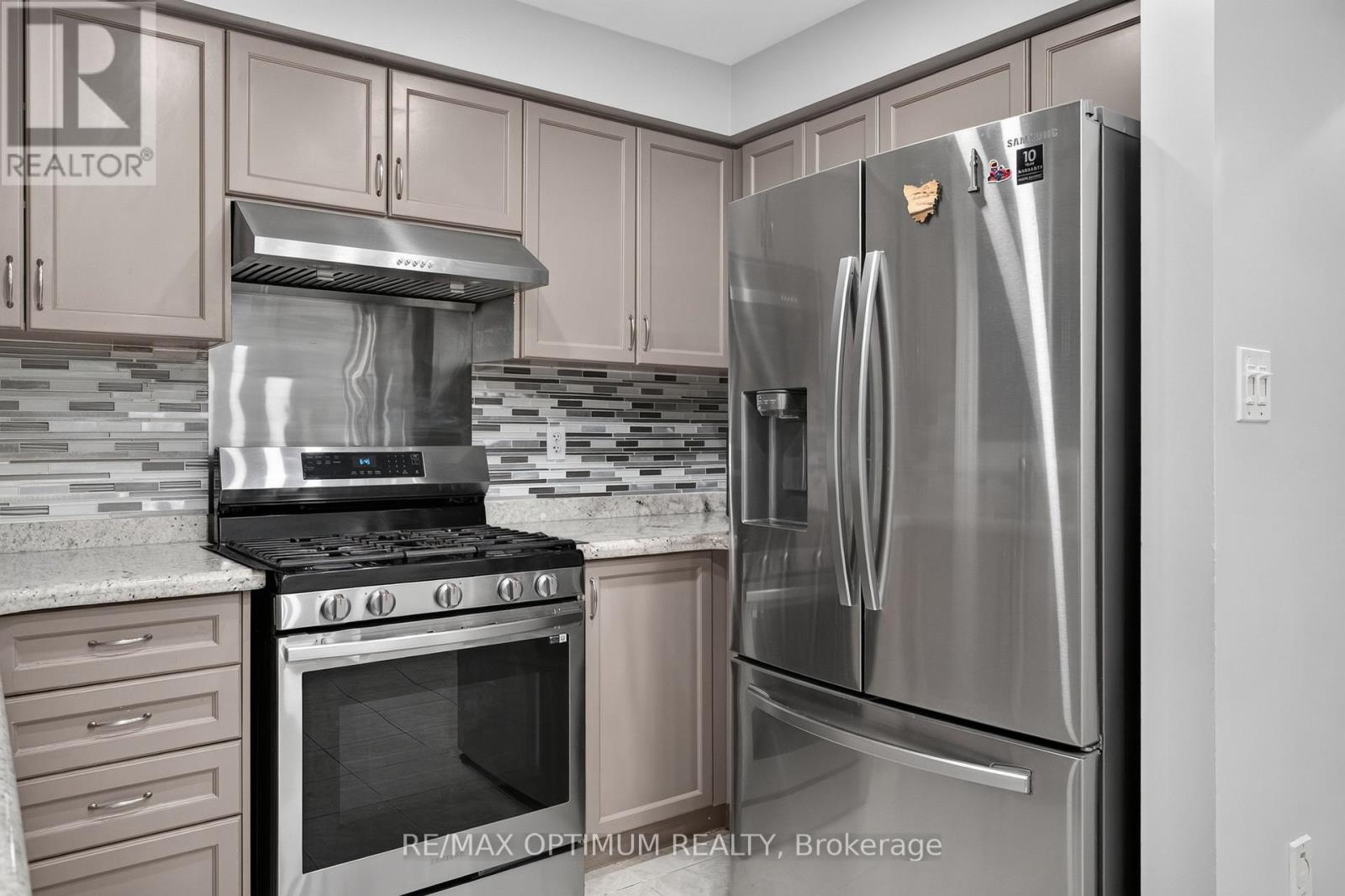 120 Zia Dodda Crescent, Brampton, Ontario  L6P 1T4 - Photo 17 - W14098804