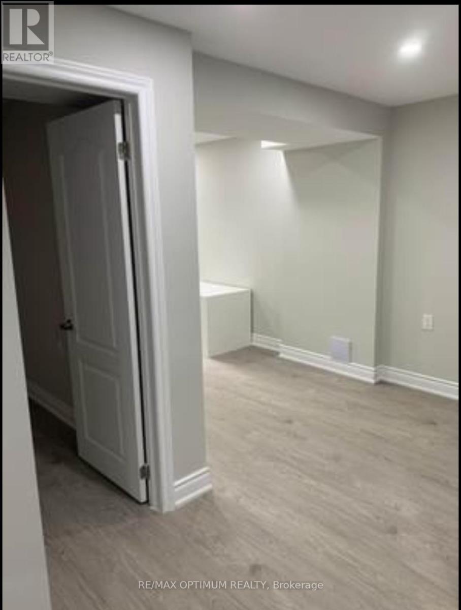 120 Zia Dodda Crescent, Brampton, Ontario  L6P 1T4 - Photo 37 - W14098804