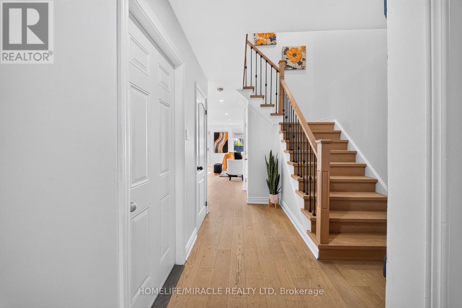 3034 Runcorn Row, Mississauga, Ontario  L5N 4S5 - Photo 6 - W14098814