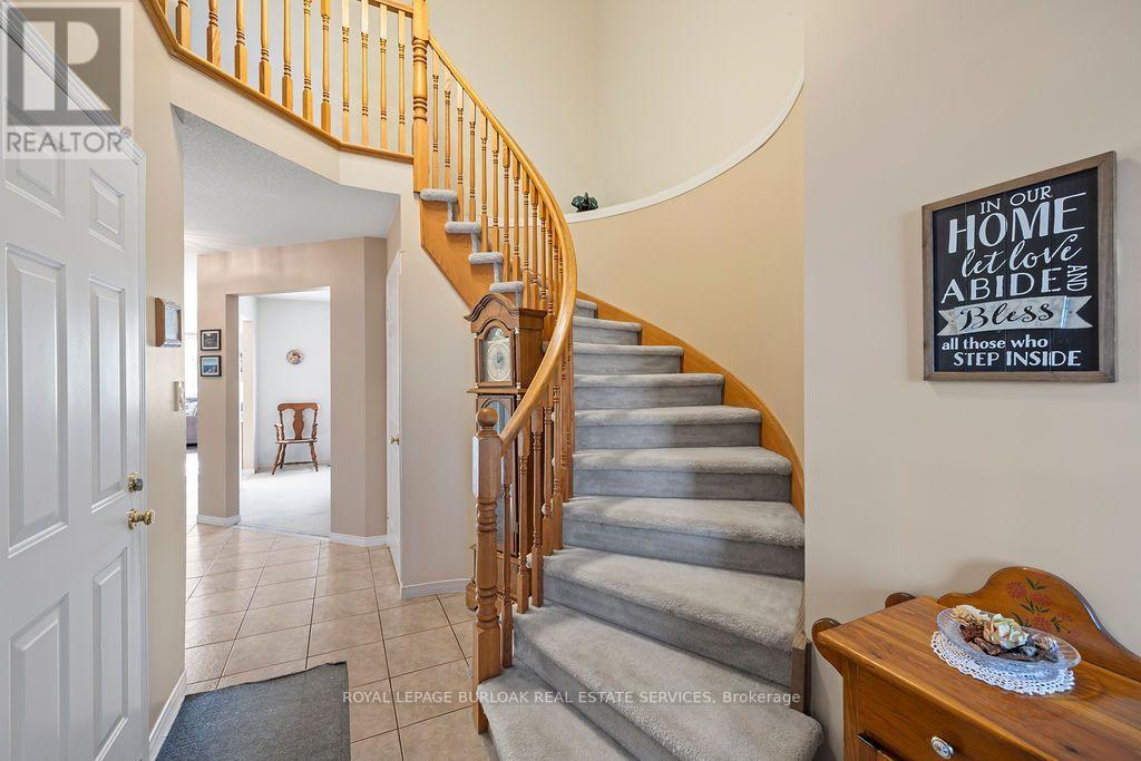 4114 Pincay Oaks Lane, Burlington, Ontario  L7M 4L6 - Photo 15 - W14098856