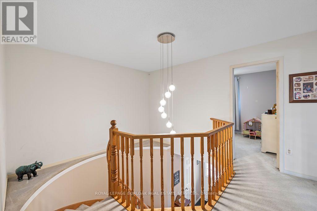 4114 Pincay Oaks Lane, Burlington, Ontario  L7M 4L6 - Photo 16 - W14098856