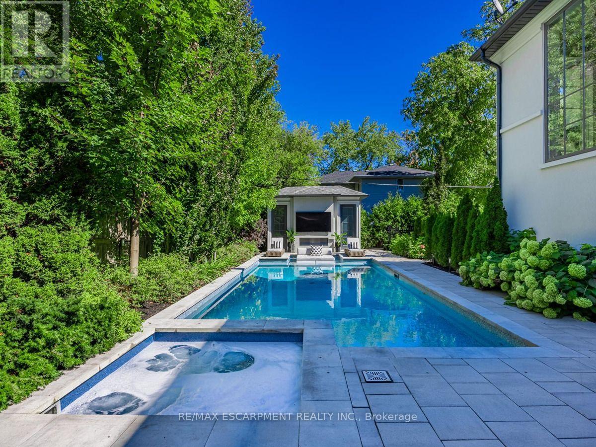 393 Maple Grove Drive, Oakville, Ontario  L6J 4V8 - Photo 49 - W14098868