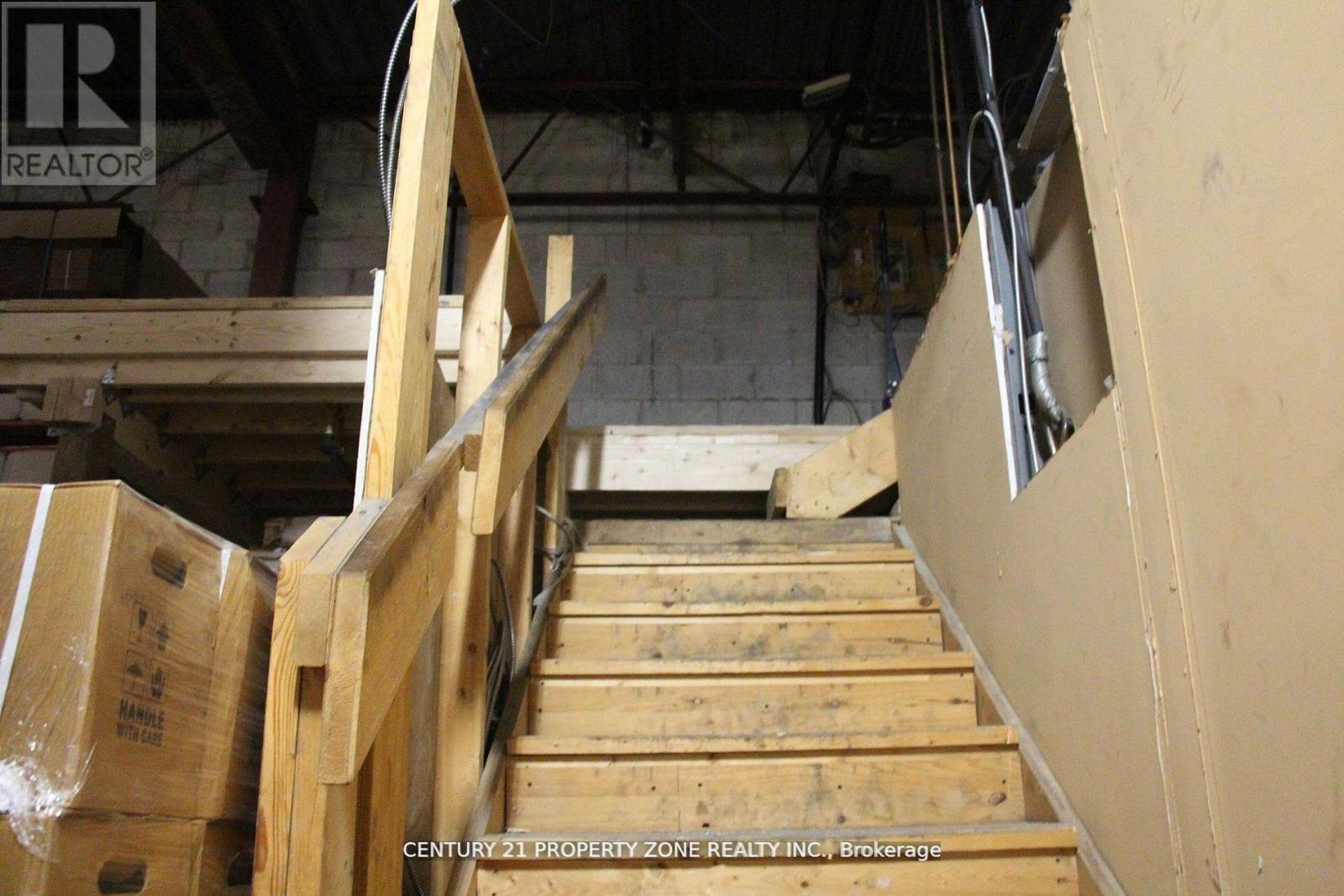 53 & 54 - 173 Advance Boulevard, Brampton, Ontario  L6T 4Z7 - Photo 2 - W14098874