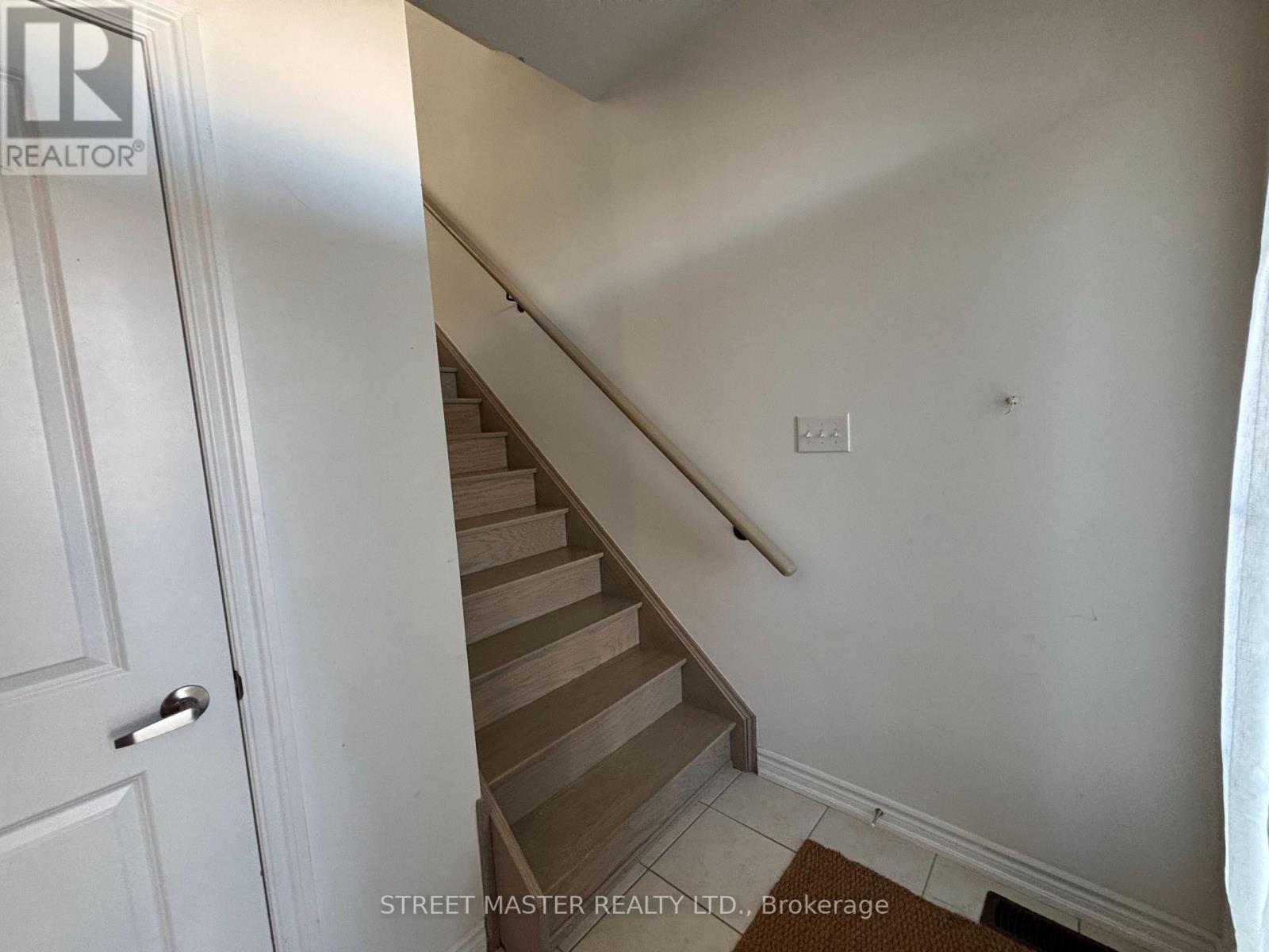 15 Gilford Street, Brampton (Credit Valley), Ontario  L6X 5R6 - Photo 2 - W14098984