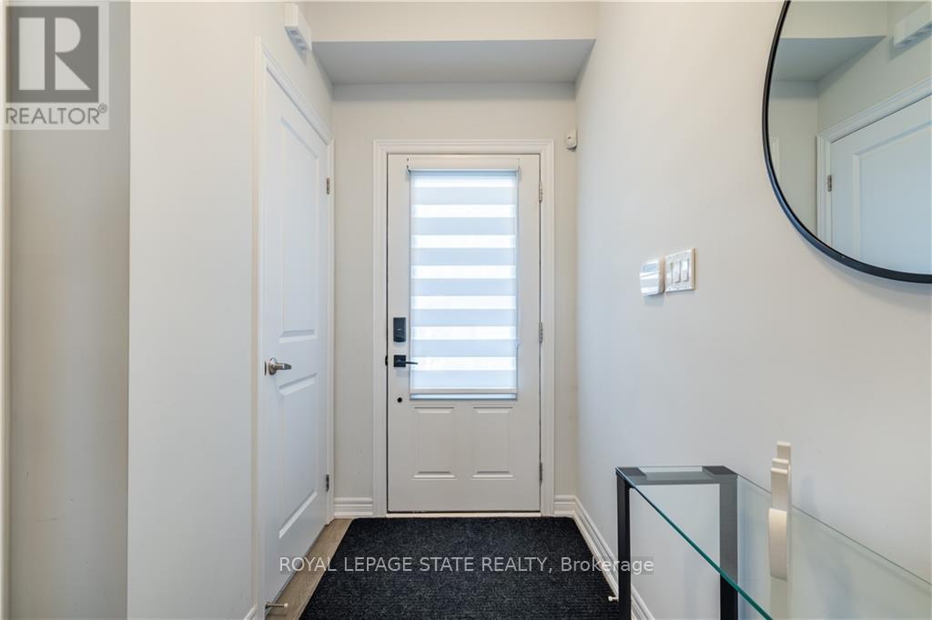 26 Foothills Lane, Hamilton, Ontario  L8E 0K1 - Photo 3 - X14098820