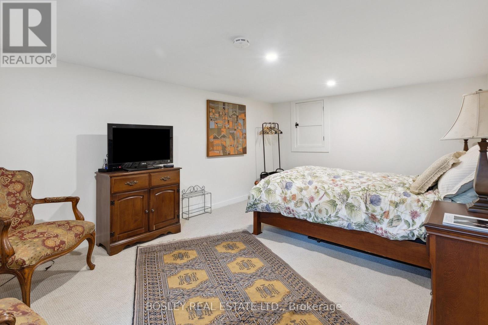 32 LOUISA STREET — photo 21