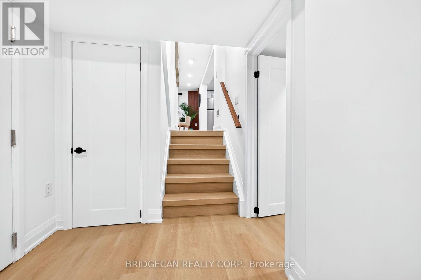 4 Bermuda Court, Hamilton, Ontario  L9C 2J8 - Photo 36 - X14098966
