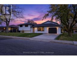 4 BERMUDA COURT, Hamilton, Ontario