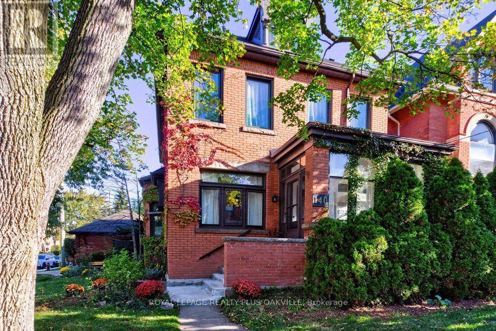 140 Markland Street, Hamilton, Ontario  L8P 2K1 - Photo 2 - X14099002