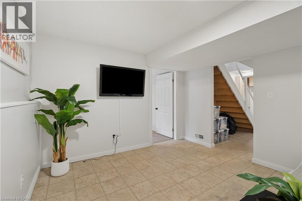 46 Chesterton Lane, Guelph, Ontario  N1E 6S8 - Photo 21 - 40872644