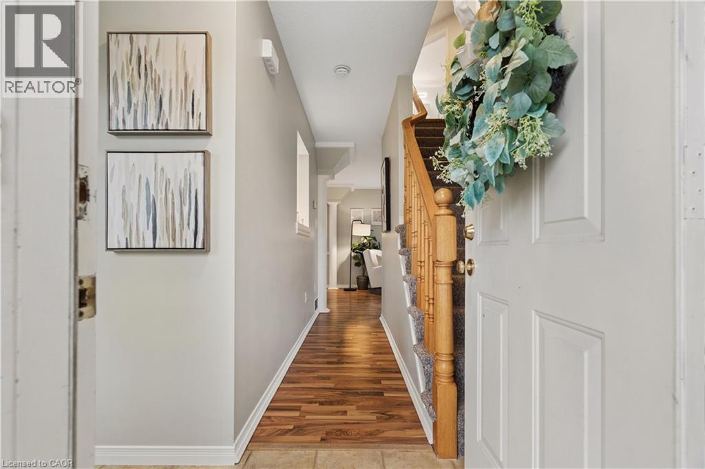 46 Chesterton Lane, Guelph, Ontario  N1E 6S8 - Photo 3 - 40872644