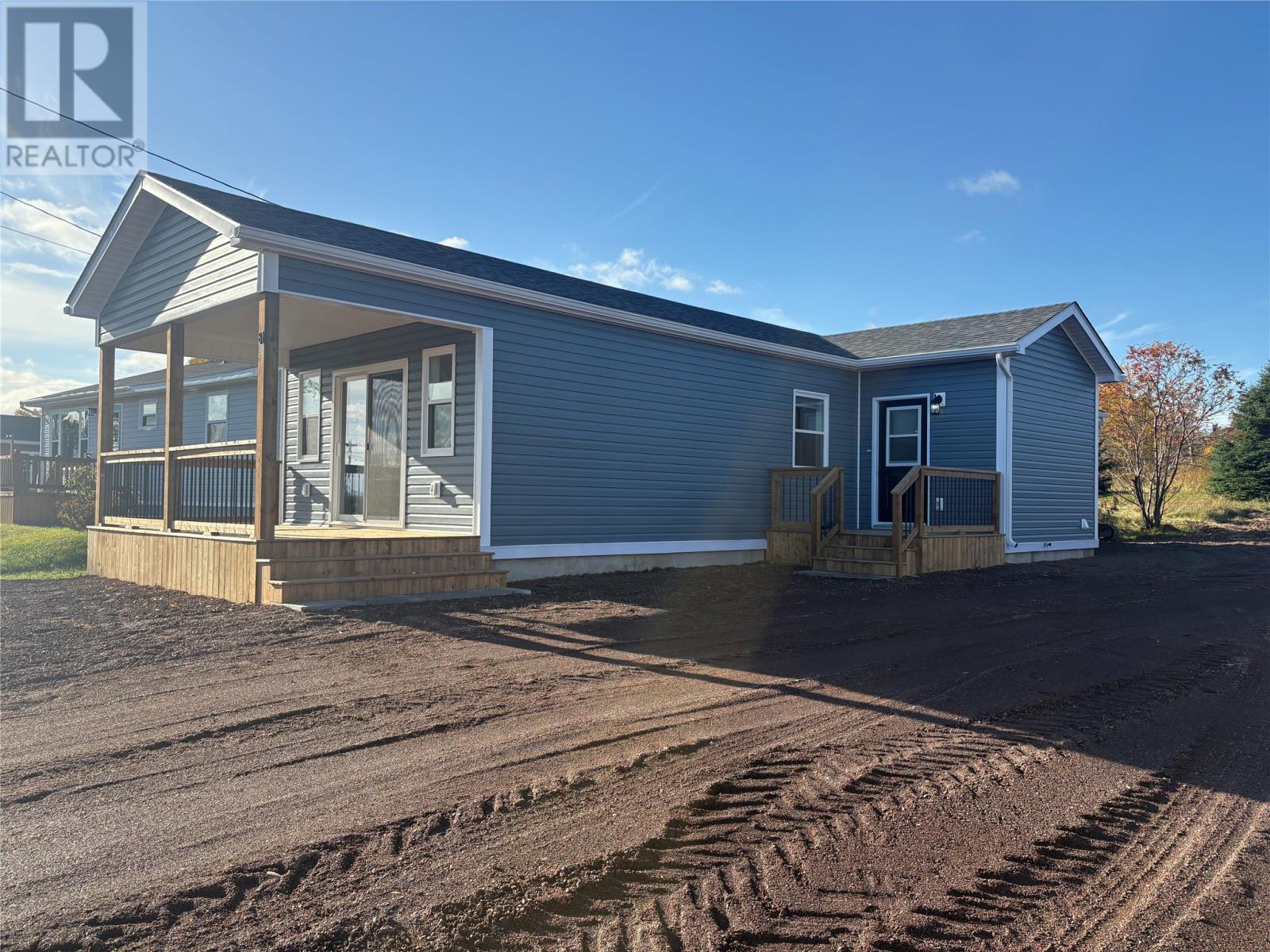 <div class="slider-price">$249,900</div><p>81a Commonwealth Drive, Botwood, Newfoundland & Labrador</p>