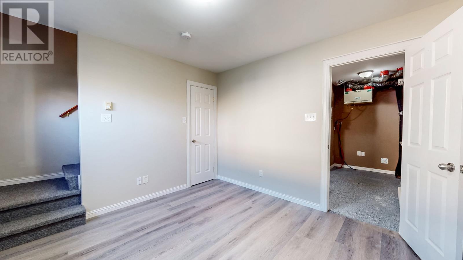 132 St.Thomas Line, Paradise — photo 20