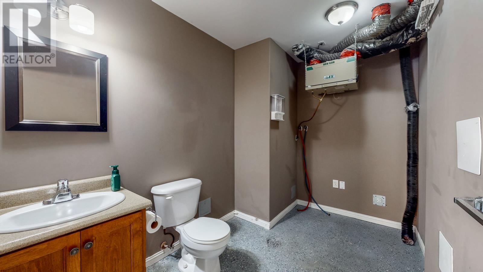 132 St.Thomas Line, Paradise — photo 31