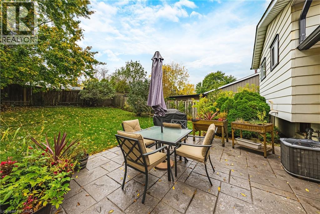 429 Limeridge Road W, Hamilton, Ontario  L9C 2V6 - Photo 17 - 40872424