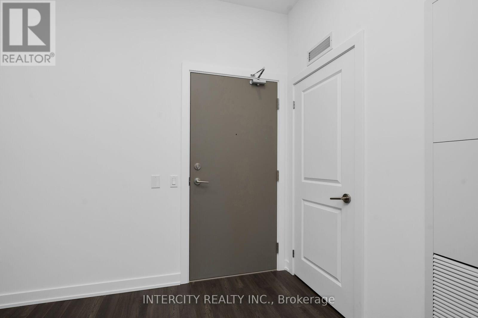 1813 - 15 Skyridge Drive E, Brampton, Ontario  L6P 4S3 - Photo 5 - W14080272