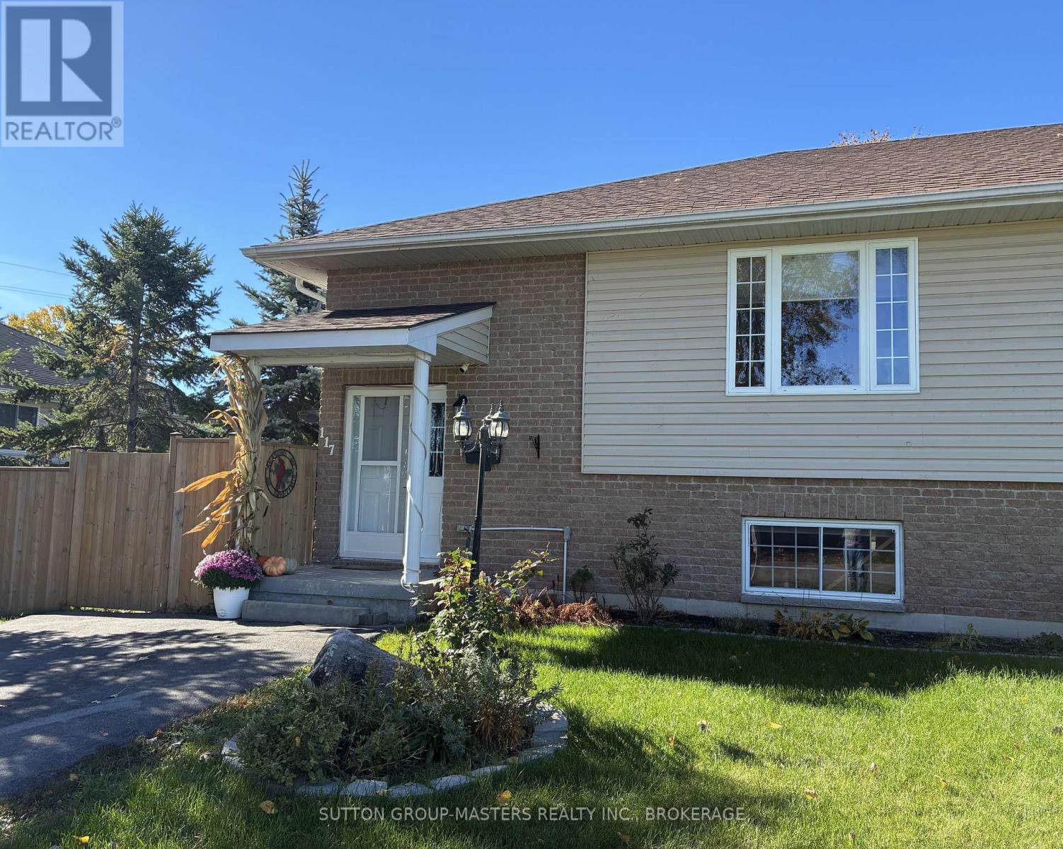 117 First Street, Deseronto, Ontario  K0K 1X0 - Photo 2 - X13530880