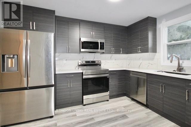 Back Unit - 2417 Main Street E, London South, Ontario  N6P 1A7 - Photo 5 - X14099058