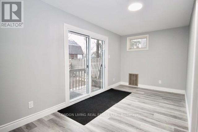 Back Unit - 2417 Main Street E, London South, Ontario  N6P 1A7 - Photo 7 - X14099058