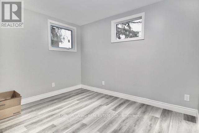 Back Unit - 2417 Main Street E, London South, Ontario  N6P 1A7 - Photo 8 - X14099058