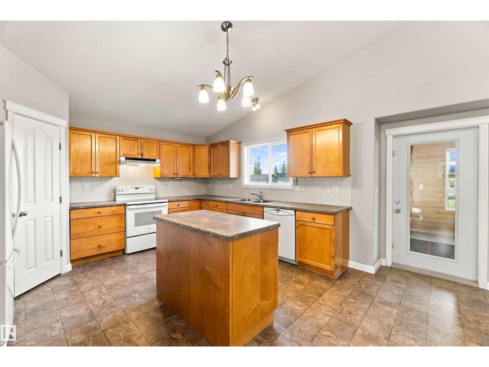 38 Landing Trails Dr, Gibbons, Alberta  T0A 1N0 - Photo 16 - E4512360