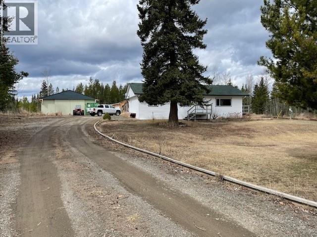 7008 Holmes Road, Lone Butte, British Columbia  V0K 1X1 - Photo 1 - R3177034