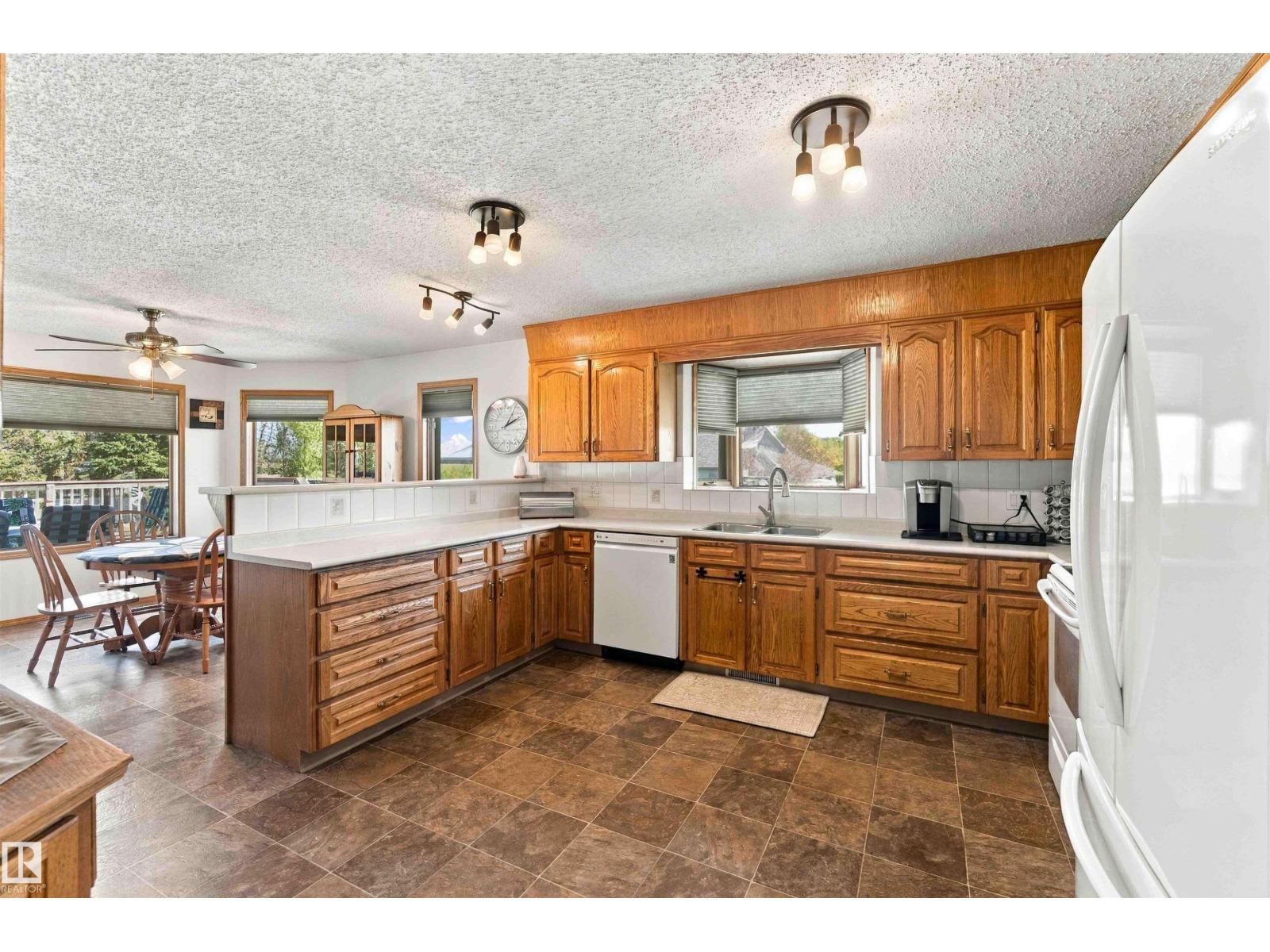 16, 56019 Rge Rd 230, Rural Sturgeon County, Alberta  T0A 1N2 - Photo 10 - E4511294