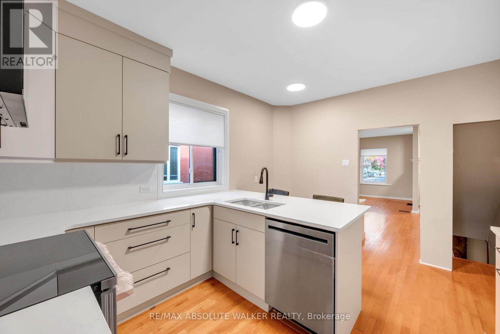 50 Ralph Street, Ottawa, Ontario  K1S 4A5 - Photo 11 - X14099078