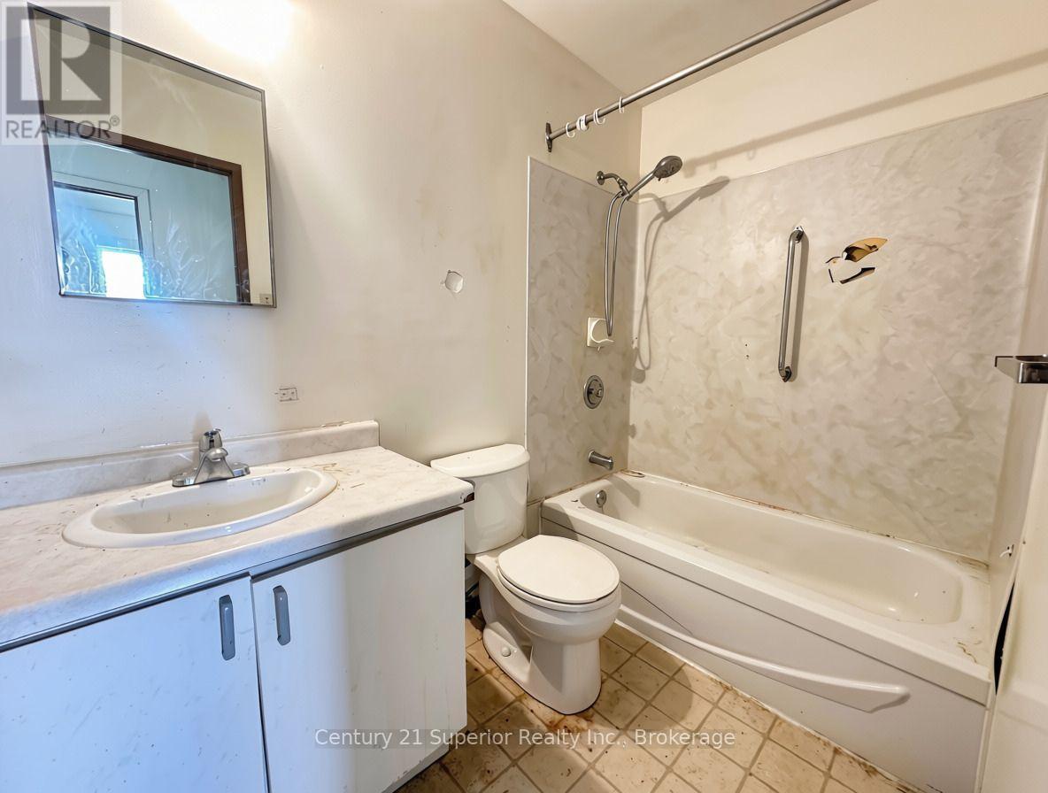 606 Peary Street, Schreiber, Ontario  P0T 2S0 - Photo 12 - X14099096