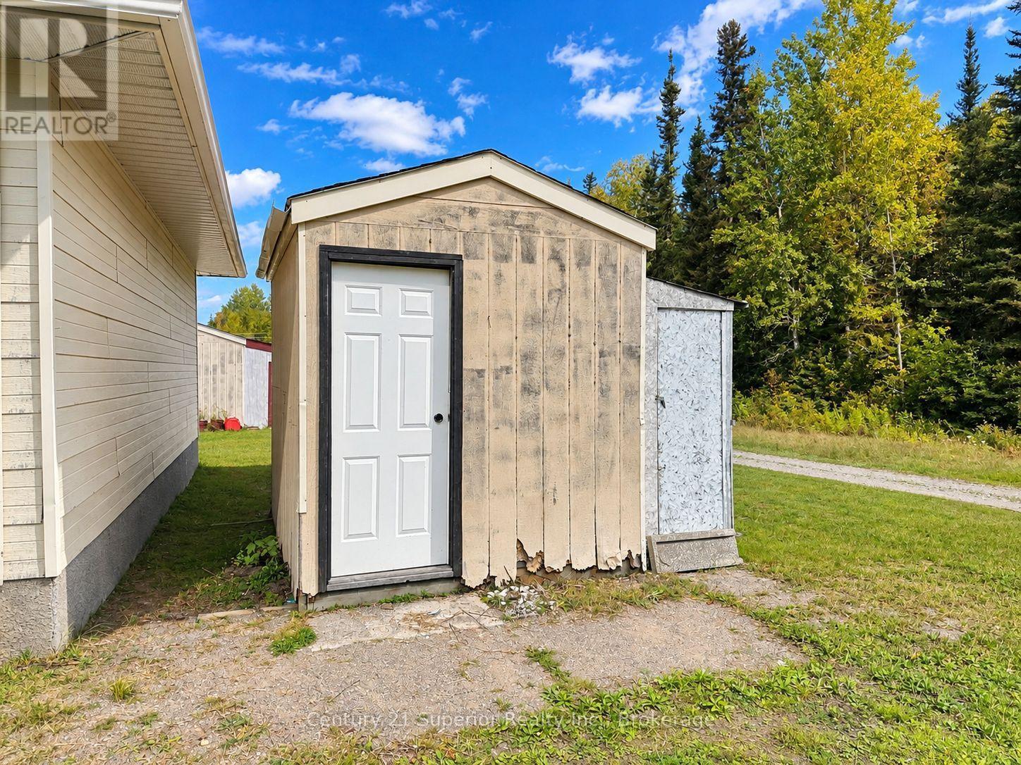 606 Peary Street, Schreiber, Ontario  P0T 2S0 - Photo 29 - X14099096