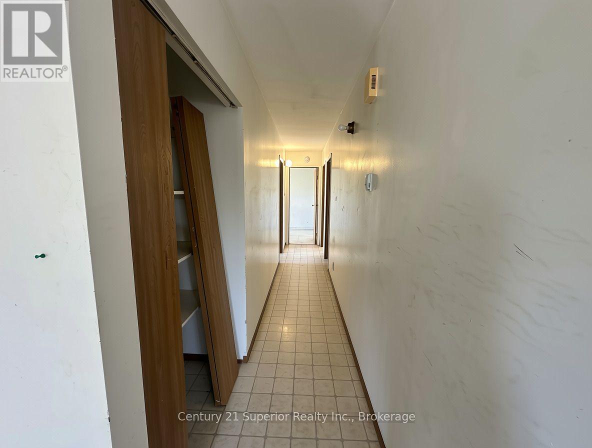 606 Peary Street, Schreiber, Ontario  P0T 2S0 - Photo 9 - X14099096