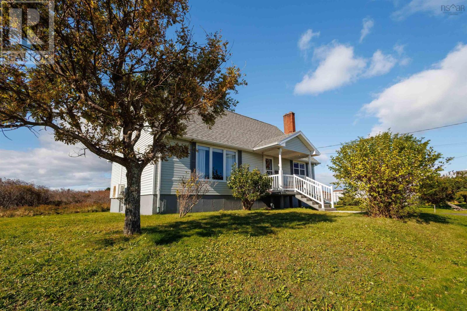 3 Churchill Street, Glace Bay, Nova Scotia  B1A 4N1 - Photo 3 - 202626248