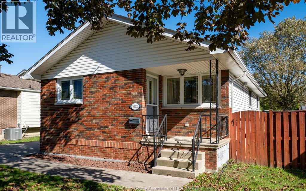 3172 Clemenceau Boulevard, Windsor, Ontario  N8T 2R5 - Photo 2 - 26025701