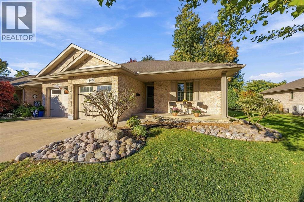 260 CASSANDRA BOULEVARD, Sarnia, Ontario